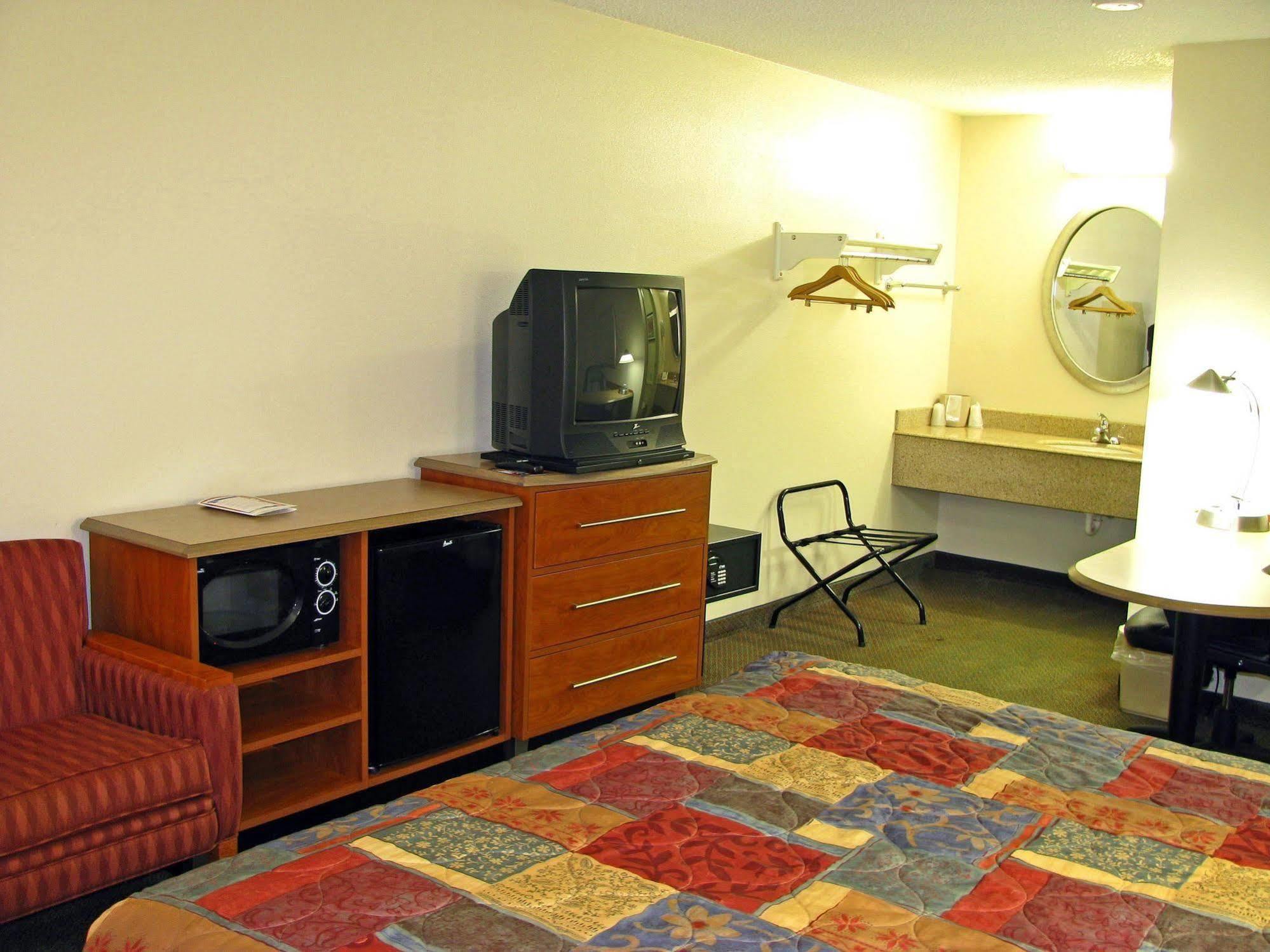 Motel 6-Dayton, Oh - Englewood Extérieur photo